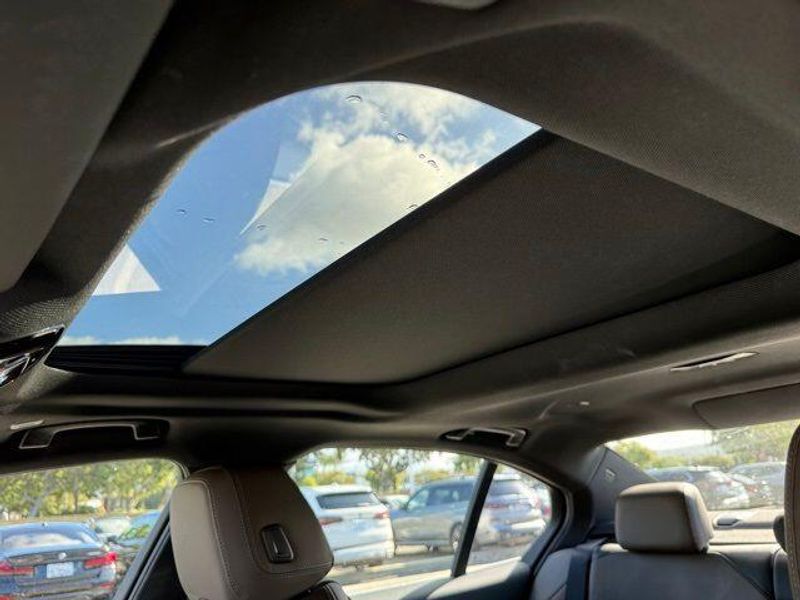 New 2026 BMW 5 Series 530iImage 20