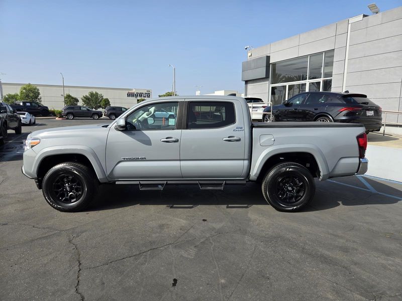 Used 2020 Toyota Tacoma SR5 Double Cab 5' Bed V6 AT (Natl)