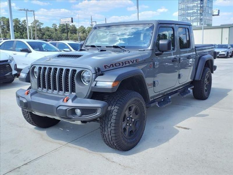 2021 Jeep Gladiator MojaveImage 2