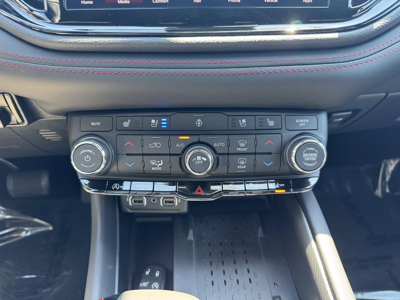 New 2025 Dodge Durango GT PlusImage 23
