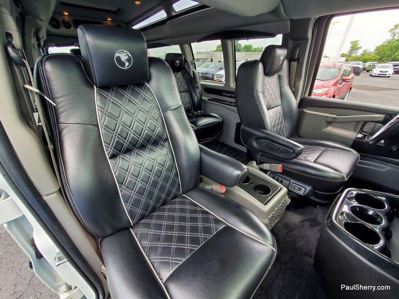 2019 GMC Savana 2500 Image 37