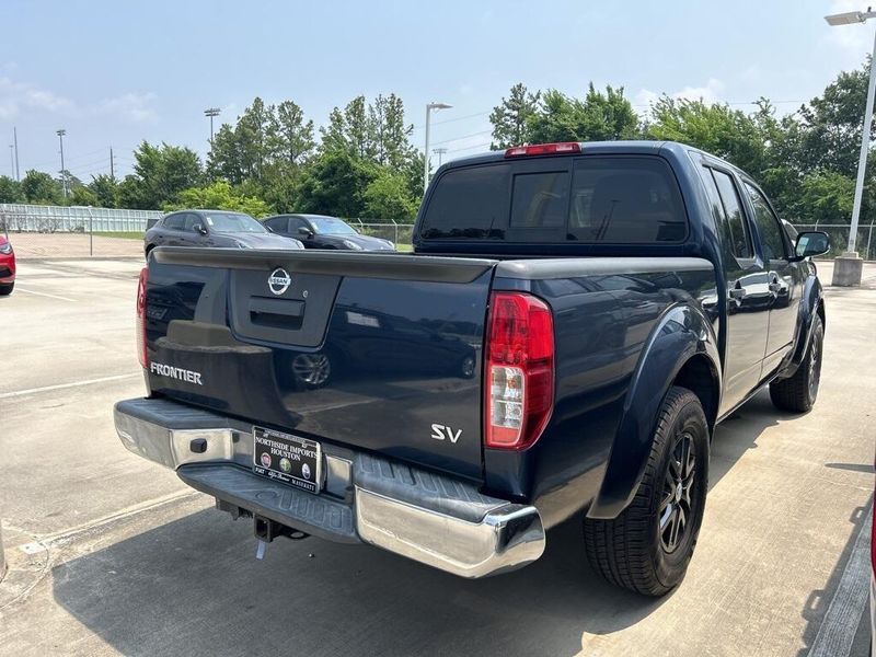2019 Nissan Frontier SVImage 3