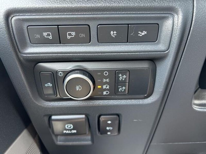 2022 Ford F-150 XLTImage 35
