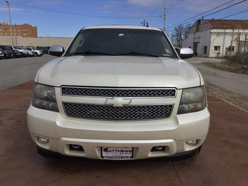 2011 Chevrolet Suburban 1500 LTZImage 8