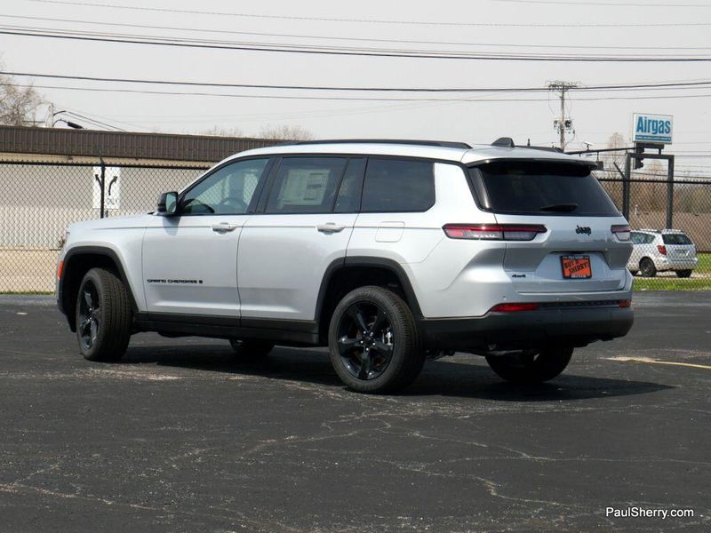 2025 Jeep Grand Cherokee L Altitude X 4x4Image 8