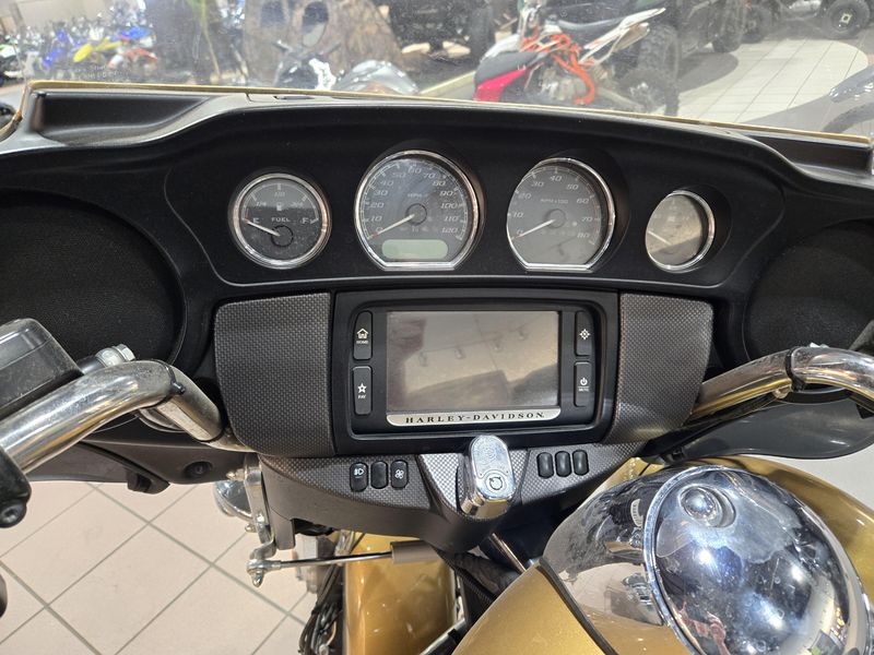 USED 2017 HARLEY TRIKE TRI GLIDE ULTRA Image 25