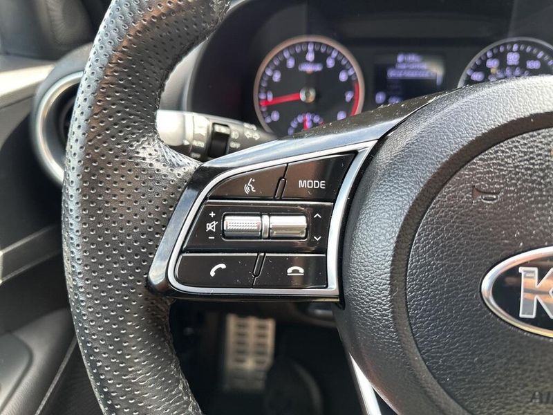 2021 Kia Forte GT-Line photo 34