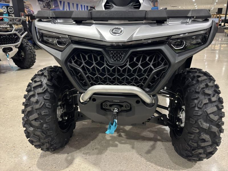 New 2027 CFMOTO CFORCE 800 TOURING Image 25