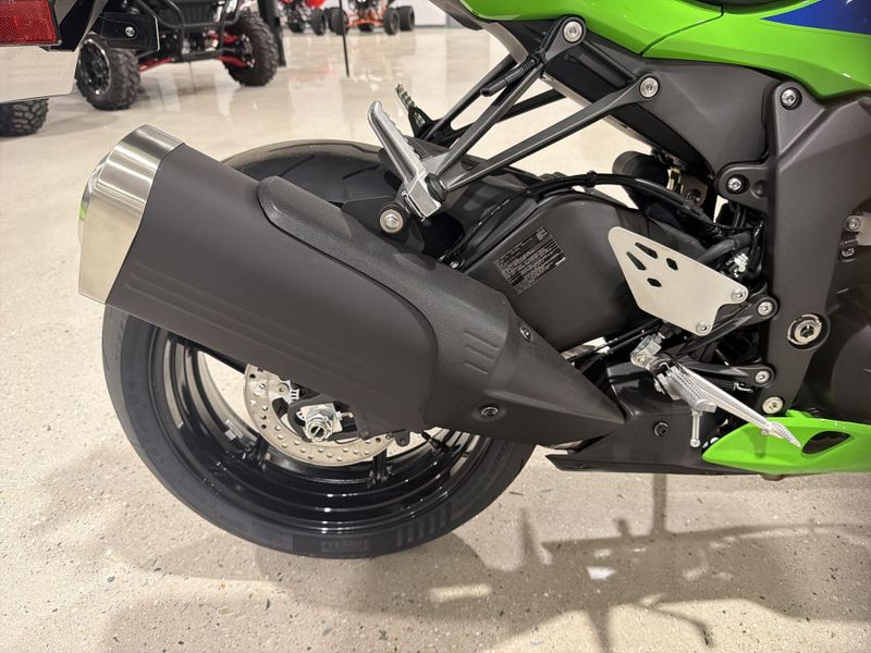 New 2026 Kawasaki NINJA ZX-6R Image 21