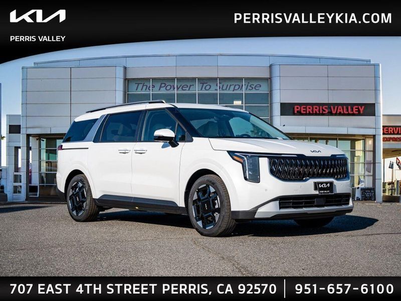 New 2026 Kia Carnival EXImage 1