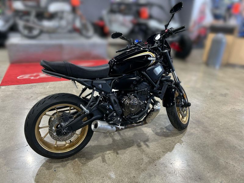 2023 Yamaha XSR700 Image 12