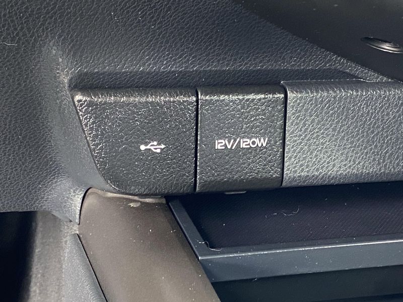 Used 2023 Toyota Camry SEImage 21