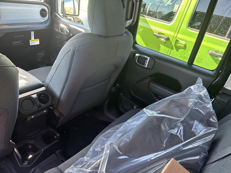 New 2026 Jeep Wrangler 4-door WillysImage 19