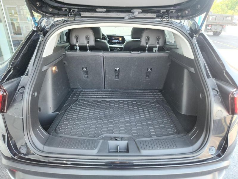 Used 2024 Chevrolet Trax LT