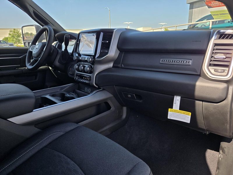 New 2025 RAM 2500 Big Horn Crew Cab 4x4 6'4' Box