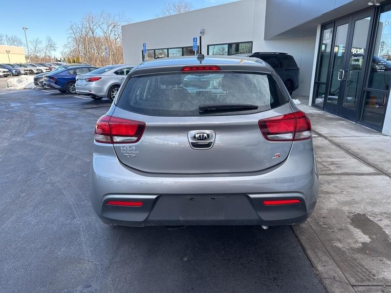 2021 Kia Rio 5-Door SImage 5