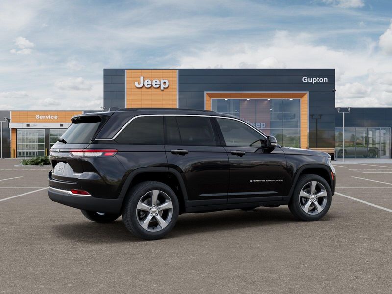 New 2026 Jeep Grand Cherokee Limited 4x4Image 30