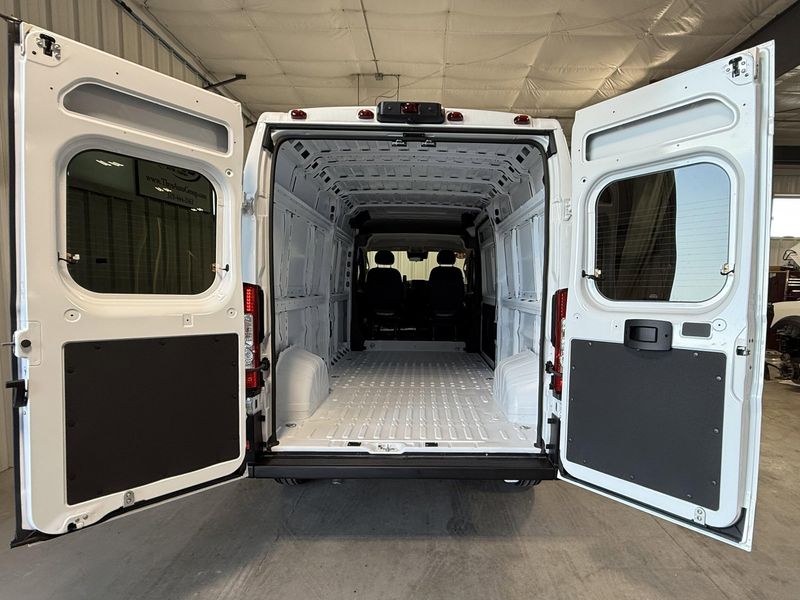 Used 2025 RAM ProMaster 2500 TradesmanImage 6