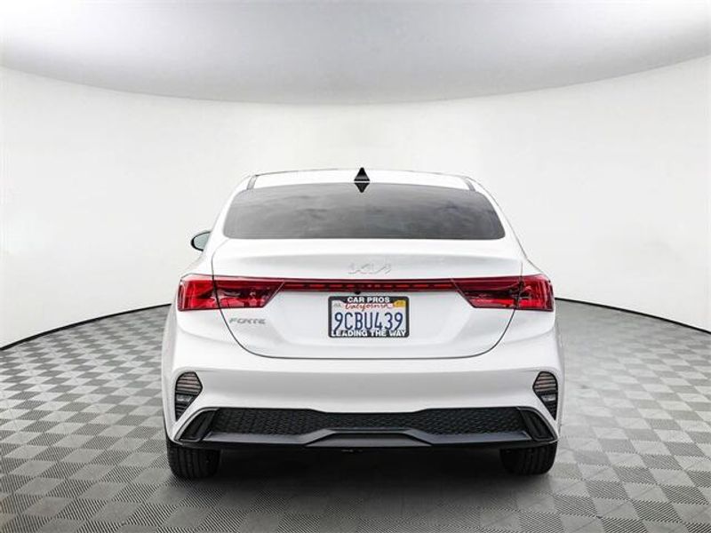 2023 Kia Forte LXSImage 7