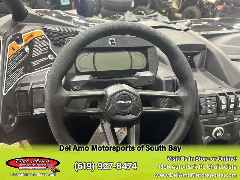 New 2025 Can-Am MAVERICK X3 MAX X RS TURBO RR SMART-SHOX Image 6