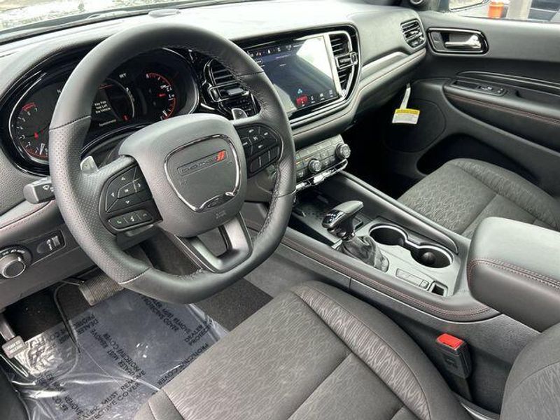 New 2026 Dodge Durango Gt Awd Hemi V8Image 16