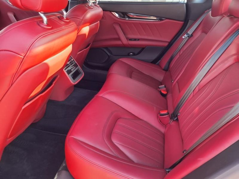 Used 2022 Maserati Quattroporte GTImage 17