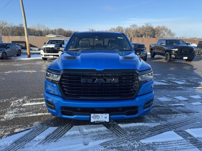 2025 RAM 1500 LaramieImage 3