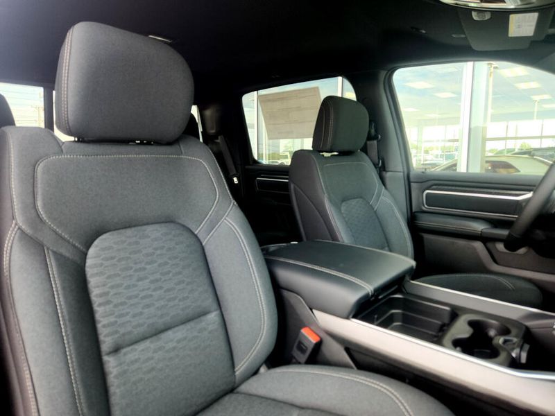 New 2026 RAM 1500 Big Horn Crew Cab 4x4 5'7' Box