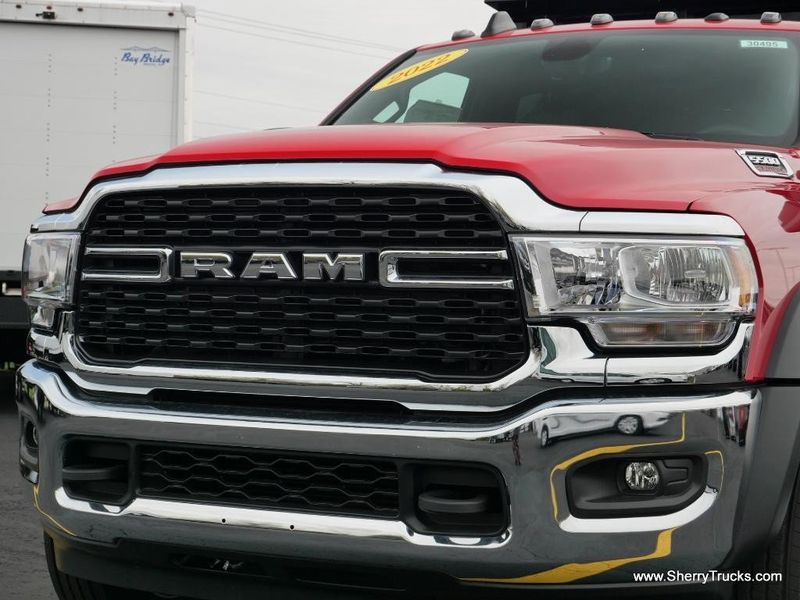 2022 RAM 5500 Chassis SLTImage 22