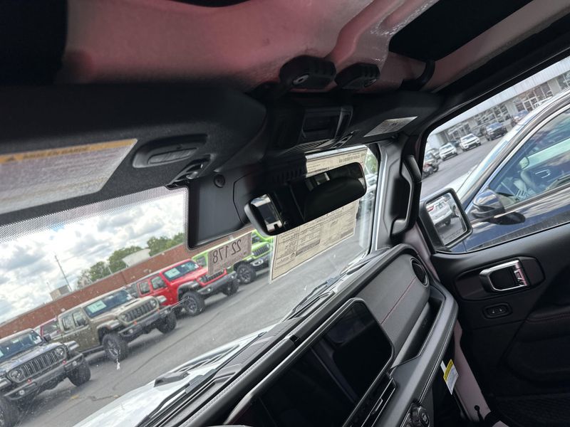 New 2025 Jeep Gladiator Rubicon X 4x4Image 30