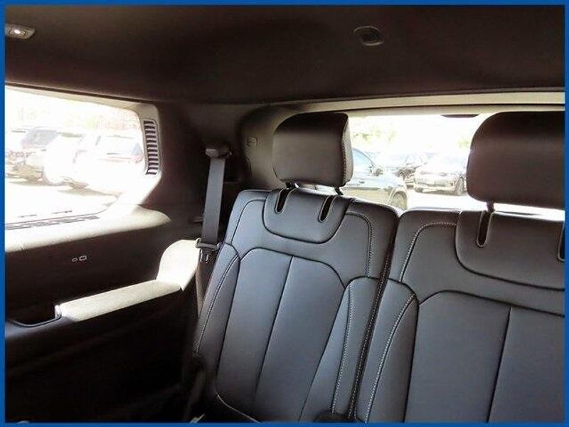 2025 Jeep Grand Cherokee LimitedImage 11