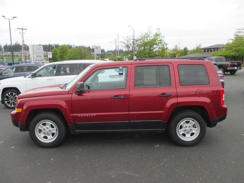 2016 Jeep Patriot SportImage 11