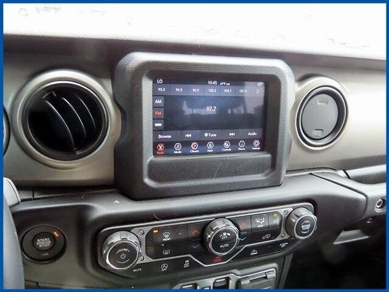 2021 Jeep Wrangler Unlimited WillysImage 16