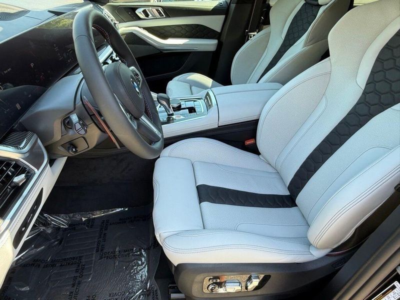 New 2026 BMW X5 M CompetitionImage 18