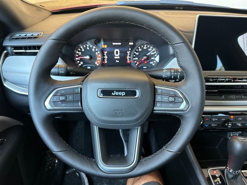 2024 Jeep Compass Limited 4x4Image 2