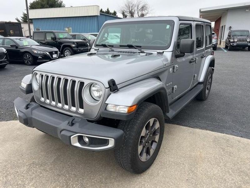 2020 Jeep Wrangler Unlimited SaharaImage 3