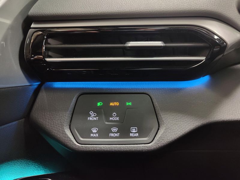2023 Volkswagen ID.4 Pro S AWD 82kW w/Glass RoofImage 28