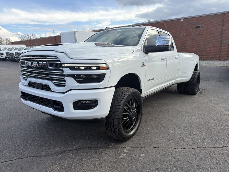 New 2026 RAM 3500 Laramie Crew Cab 4x4 8