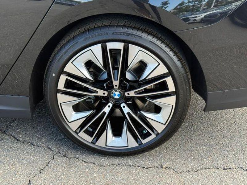 New 2026 BMW 5 Series 530iImage 14