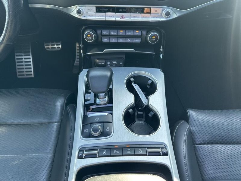 2020 Kia Stinger GT2 photo 28