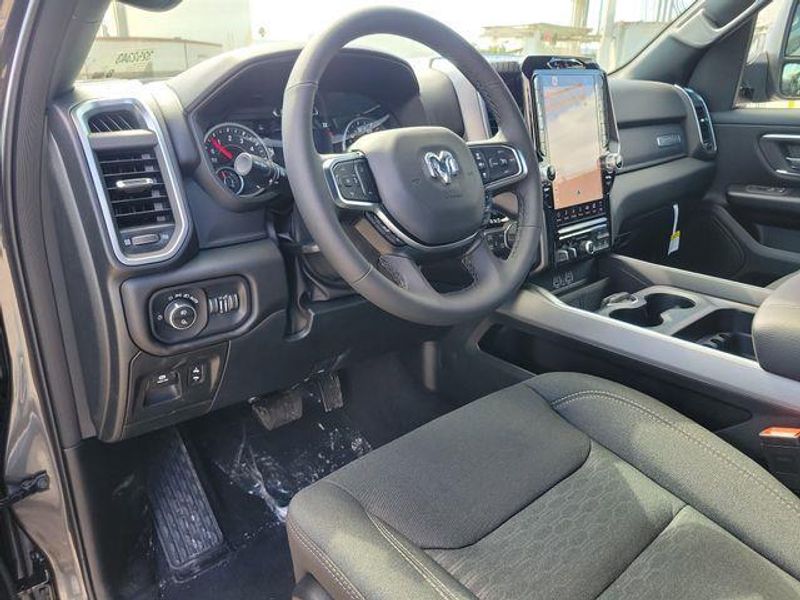 New 2026 RAM 1500 Big Horn Crew Cab 4x4 5'7' Box