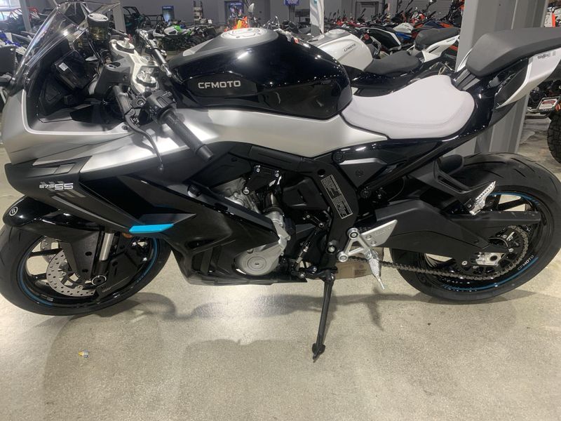 New 2025 CFMOTO 675SS Image 12