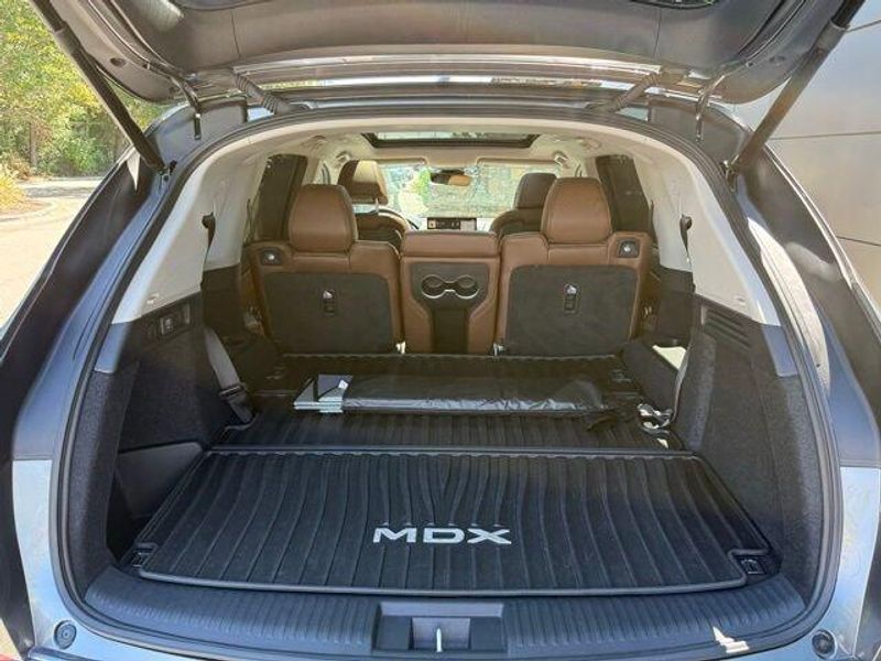 Used 2024 Acura MDX w/Technology Package