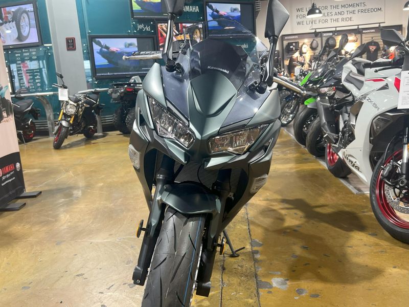 2025 Kawasaki NINJA 650 ABS Image 6