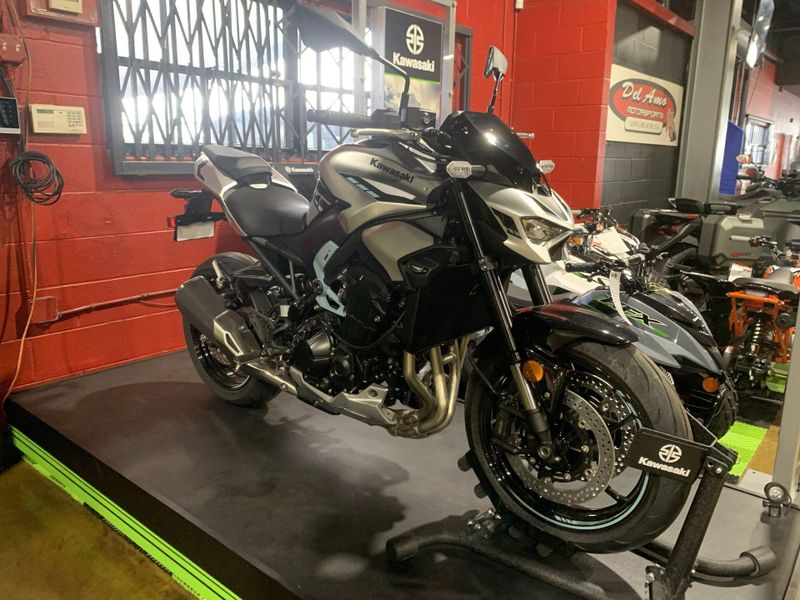 New 2025 Kawasaki Z900 ABS Image 10