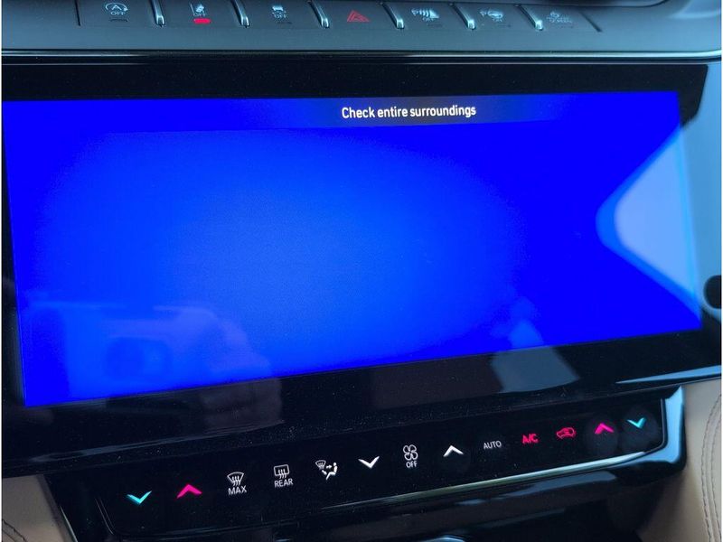 New 2026 Jeep Grand Cherokee Summit 4x4Image 16
