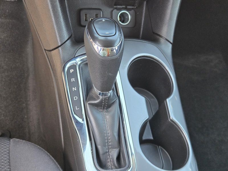 Used 2019 Chevrolet Cruze 4dr Sdn LT
