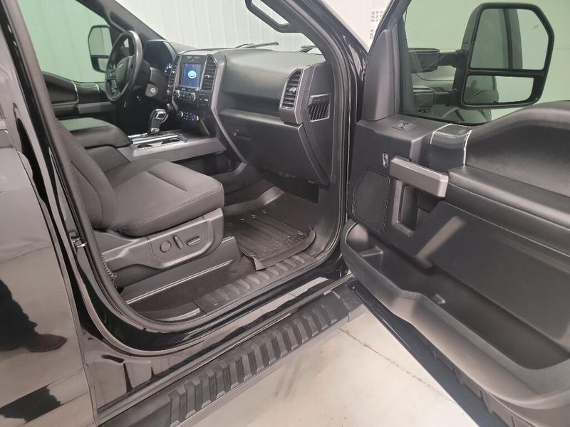 2020 Ford F-150 XLT photo 5