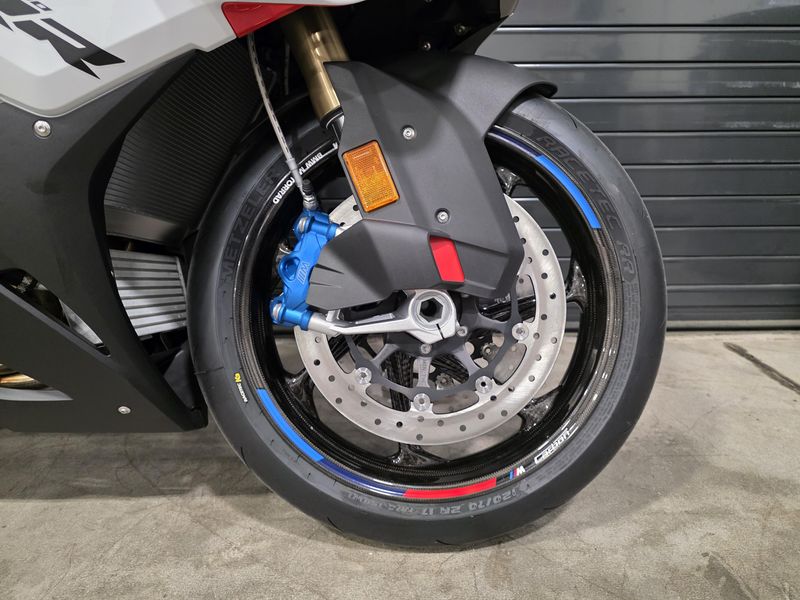 2025 BMW S 1000 RR