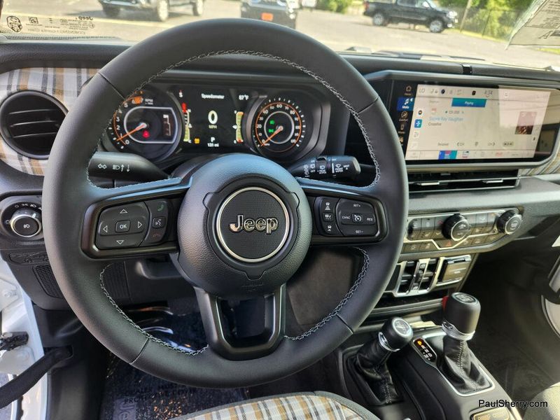 New 2026 Jeep Wrangler 4-door 85th Anniversary Edition